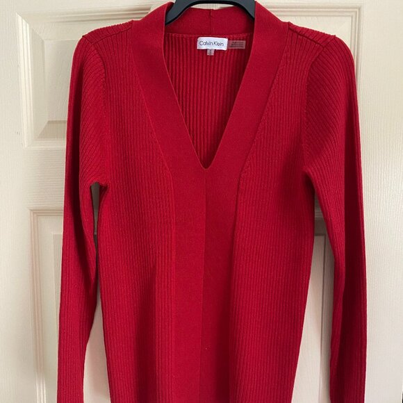 Calvin Klien Red Pullover V-neck sweater, Size Medium - Picture 1 of 5